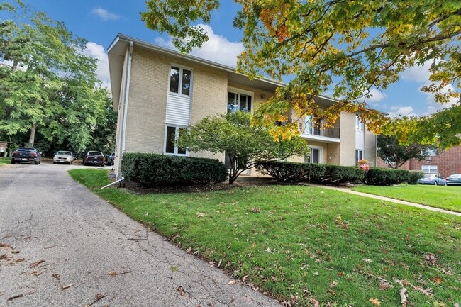 Foto del edificio - 31 Green Oaks Dr
