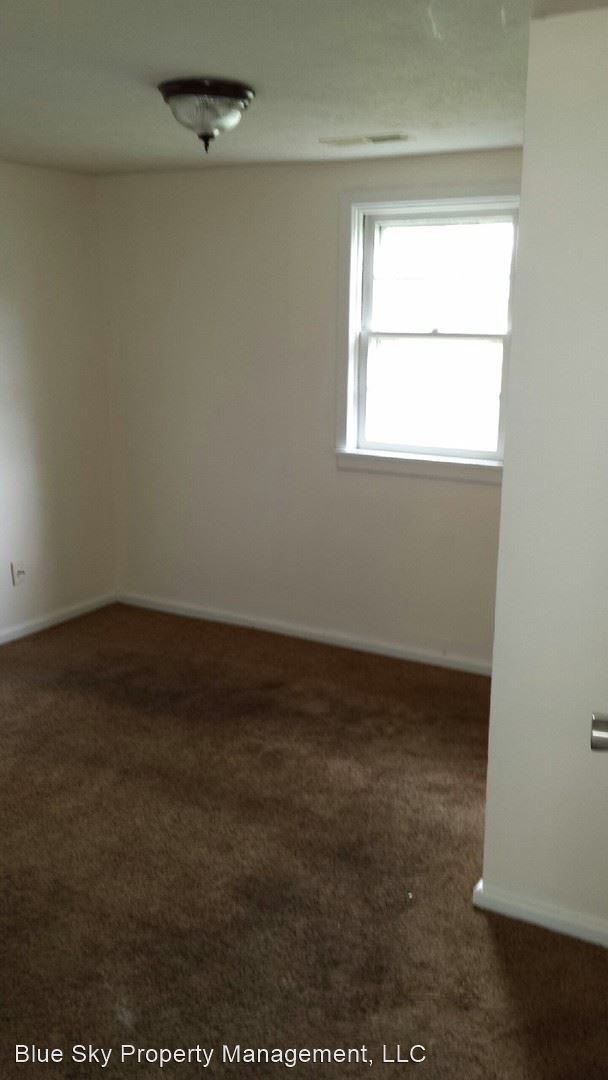 Building Photo - 3 br, 1 bath House - 509 W 11TH