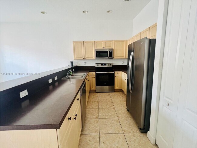 Foto del edificio - 14637 SW 6th St