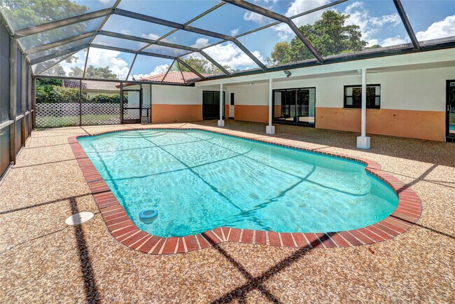 Foto del edificio - 8859 NW 3rd Ct
