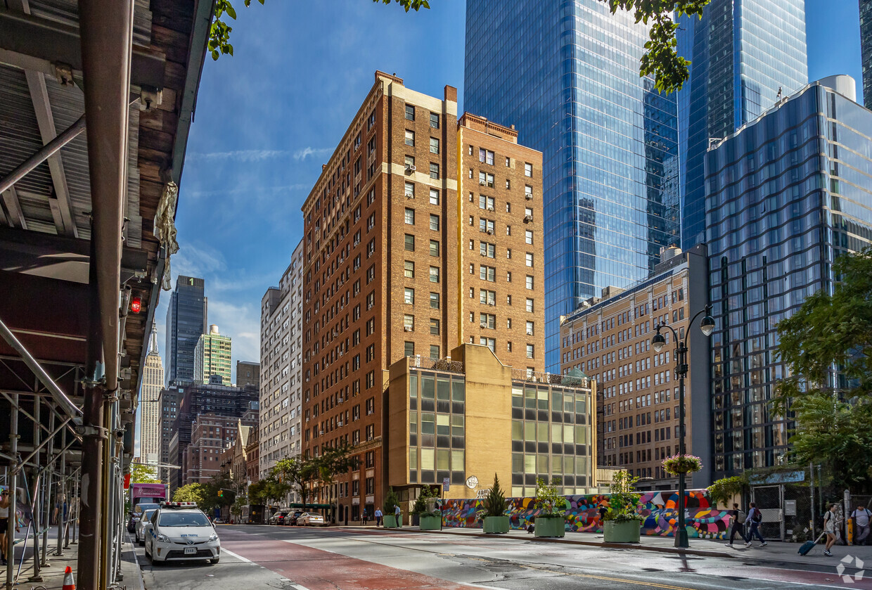 436-444 W 34th St, New York, NY 10001 - Apartments In New York, NY ...