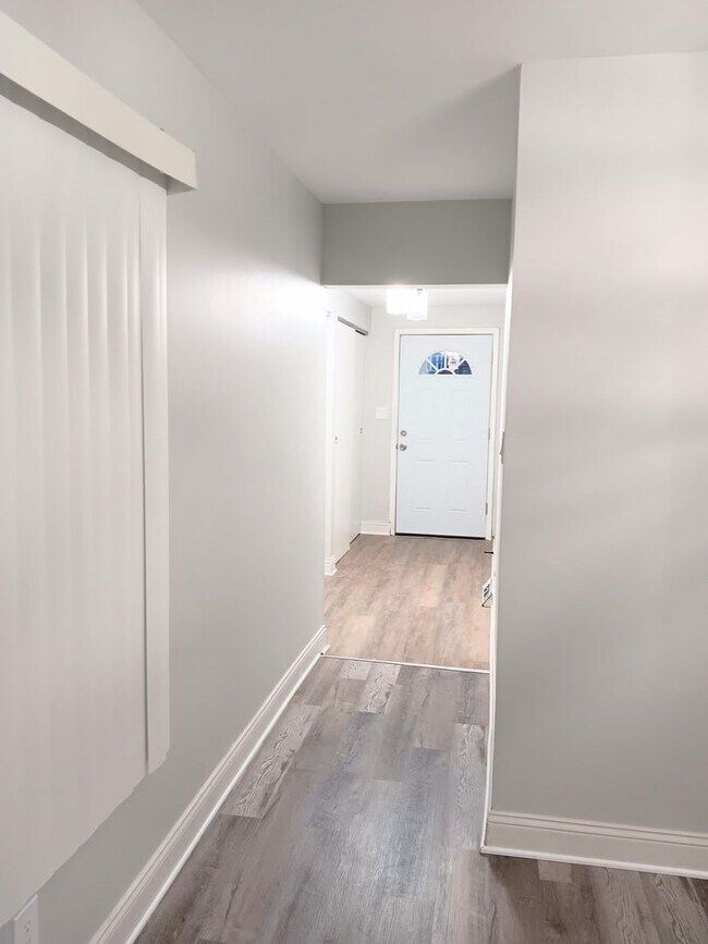 Foto del edificio - 3 Bedroom Sunnyside Beauty