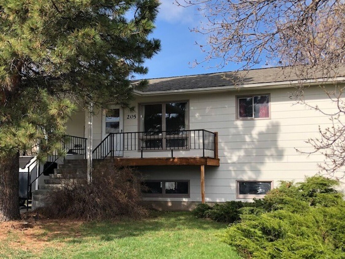 205 S 20th Ave Unit A, Bozeman, MT 59718 Room for Rent in Bozeman, MT