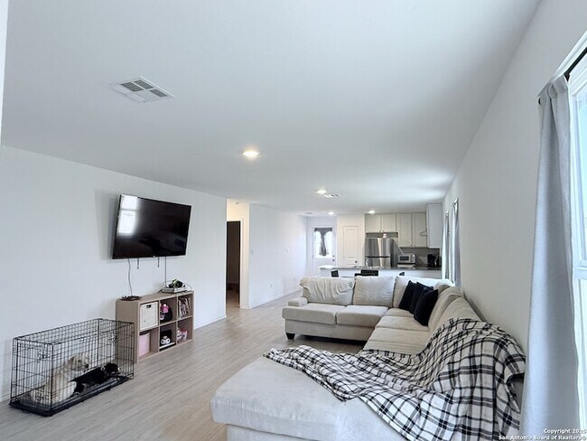 Foto del edificio - 8439 Violet Sapphire