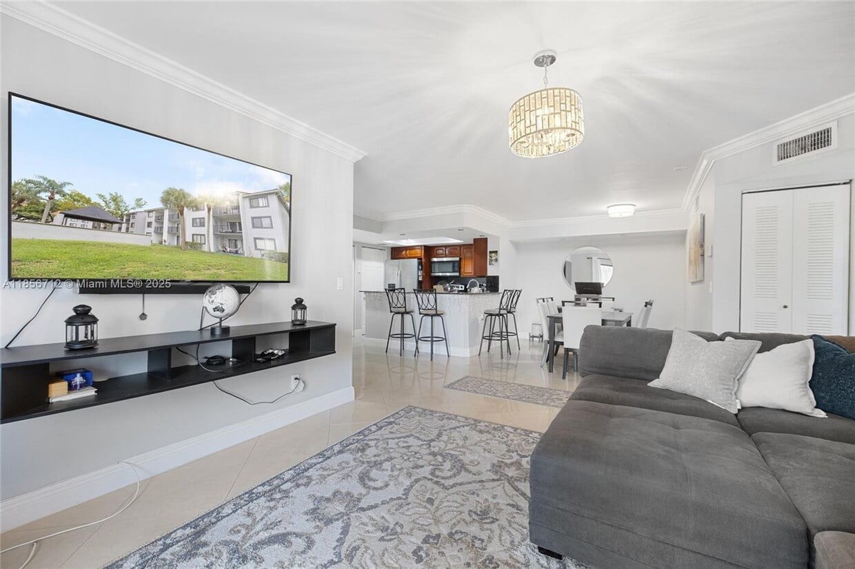 Photo - 9222 W ATLANTIC BLVD APT 1327 CORAL SPRINGS, 33071