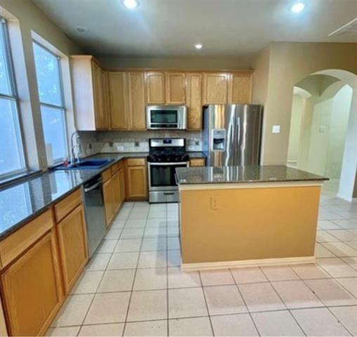 Foto del edificio - 6609 Amesbury Ln