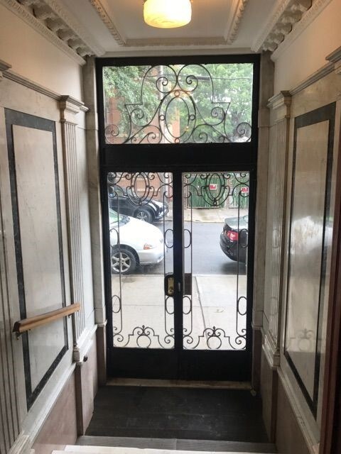 Building Photo - 86-44 90th St