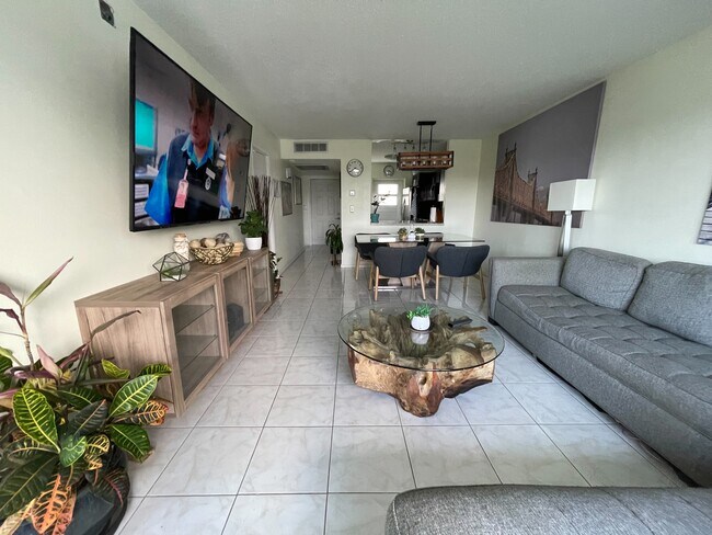 Foto del edificio - 2223 Park Ln