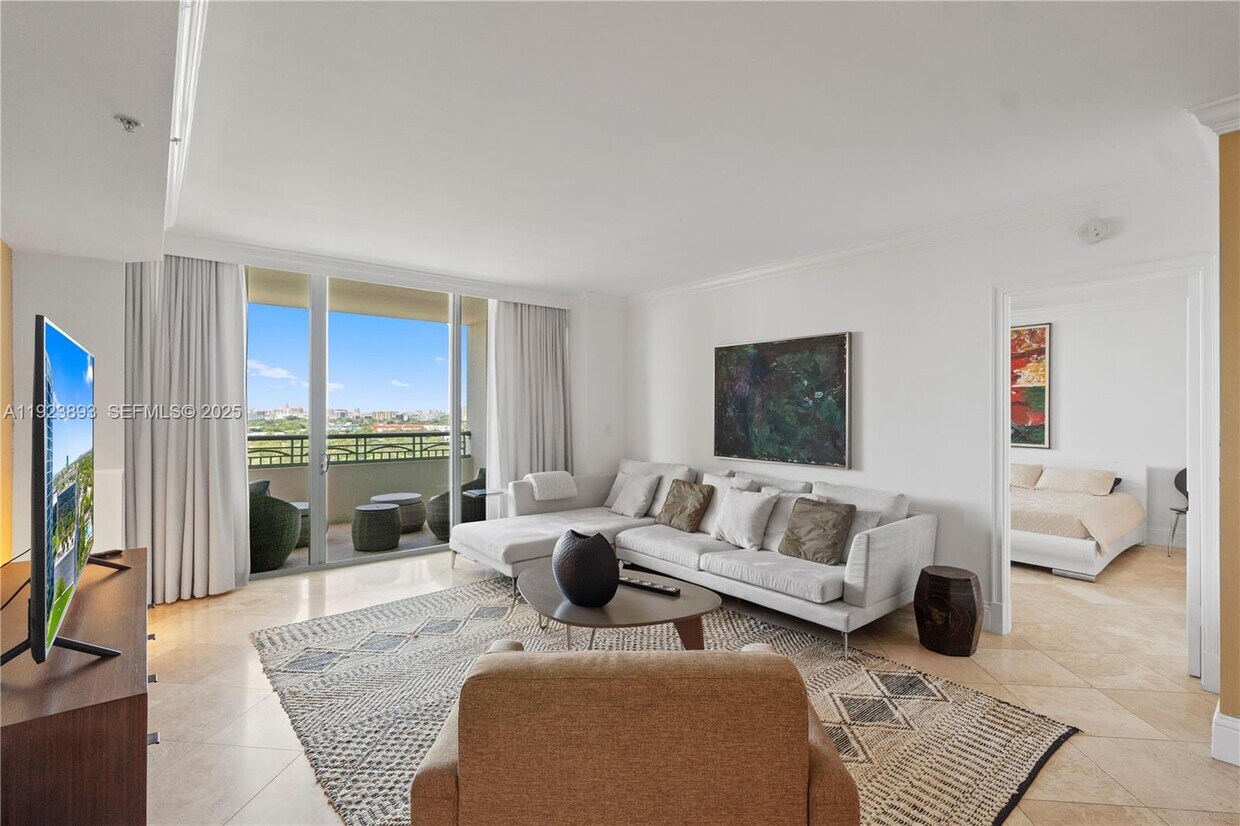 Foto principal - 3400 SW 27th Ave