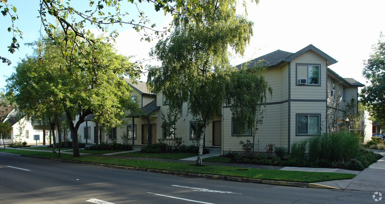 Primary Photo - Schley Apartments