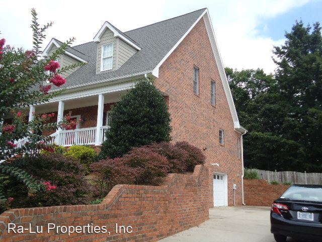 Building Photo - 5 br, 4.5 bath House - 495 Burkes Crossing Dr