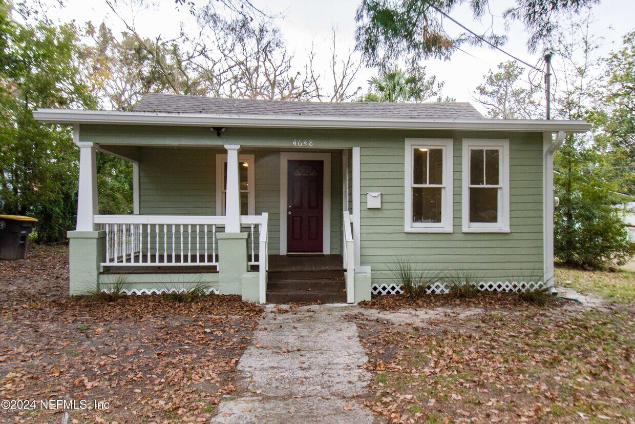 Primary Photo - 4648 Wheeler Ave