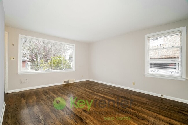 Building Photo - Two Bedroom Retreat with Hardwood Floors and Style