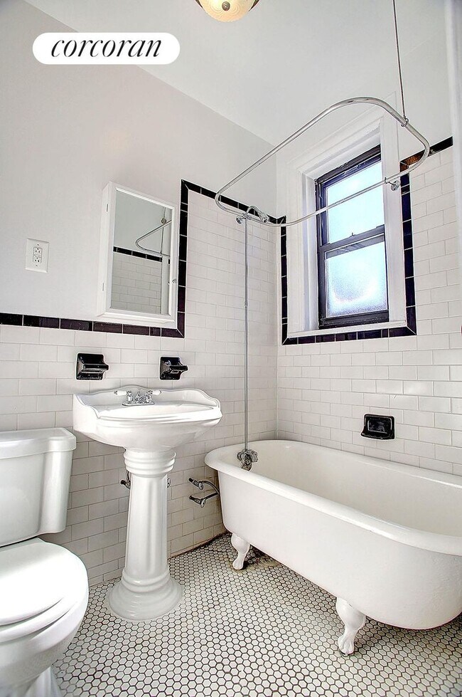 Foto del edificio - 511 W 169th St