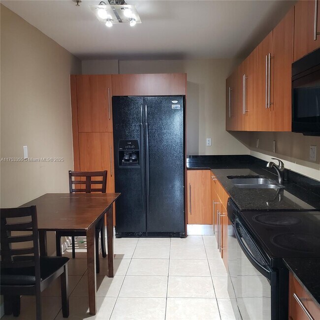 Building Photo - 3001 S Ocean Dr