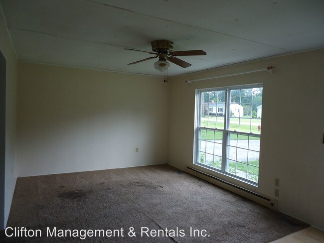 Foto del edificio - 3 br, 1 bath House - 118 Fairview Street