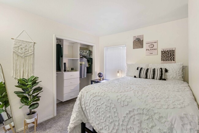 Bedroom - The Branbury