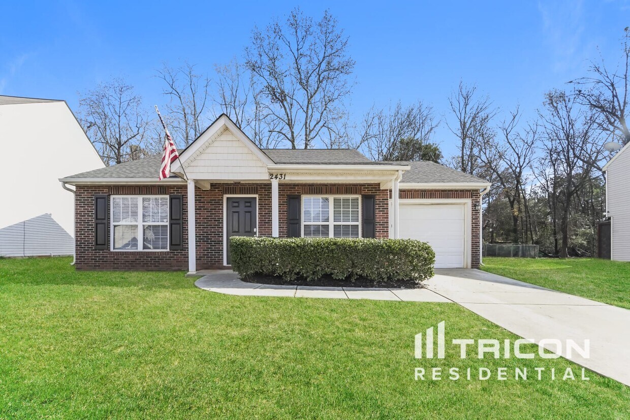 Primary Photo - 2431 Fairstone Avenue Charlotte NC