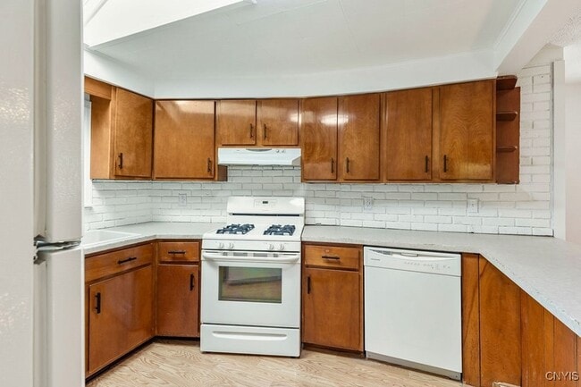 Foto del edificio - 43 Beatty Ave
