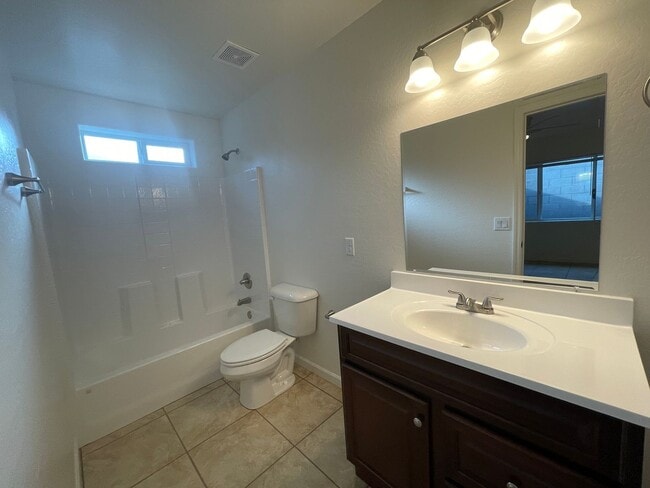 Building Photo - 8049 E Long Mesa Dr