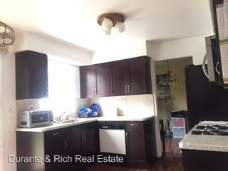 Foto del edificio - 1030 Chaucer Way