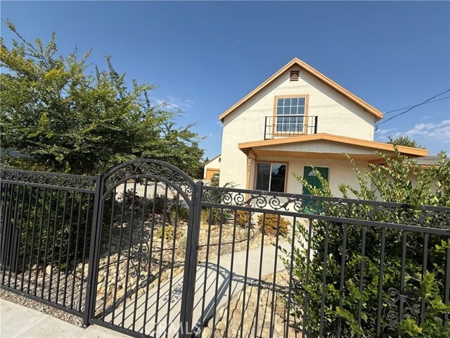 Building Photo - 8042 Laurel Ave