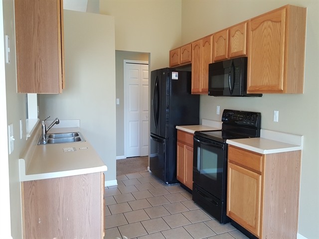 Building Photo - 9049 Marquis Dr