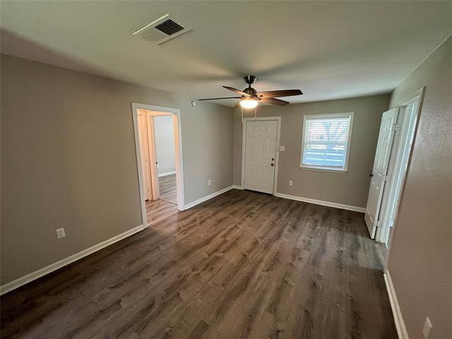Building Photo - 2213 Winthrop Dr