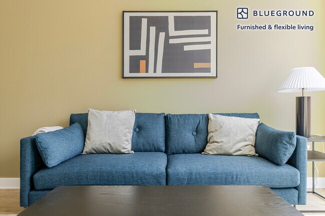 Foto del edificio - 201 N Garland Ct