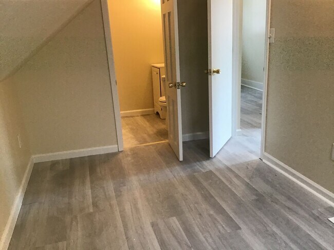 Foto del edificio - 4 Bedroom Single Family Home
