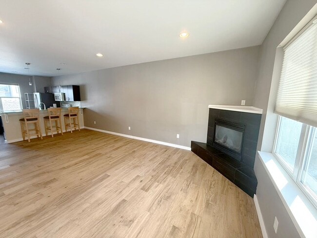 Foto del edificio - Charming Southside 2 Bedroom, 2.5 Bath Townhome