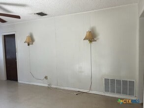 Building Photo - 311 Cindy Dr