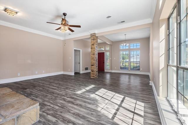 Building Photo - 3917 Flintridge Dr