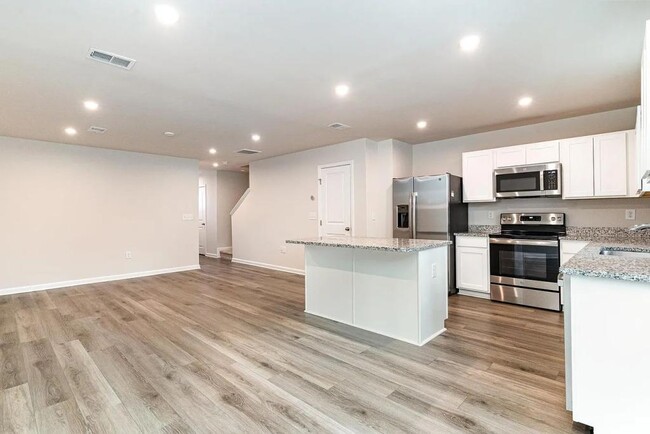 Building Photo - 616 Montenegro Way