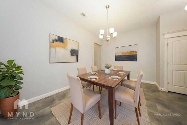 Foto del edificio - 1013 Merlin Dr