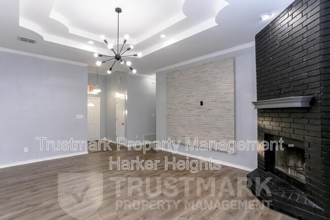 Foto del edificio - 5608 Hunters Ridge Trail