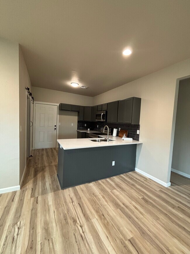 Foto del edificio - 1544 NE 29th St