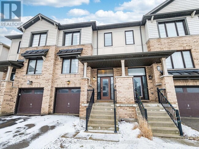 Building Photo - 98 Crafter Cres