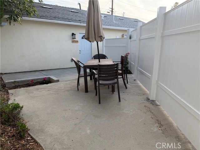 Foto del edificio - 22524 Vanowen St