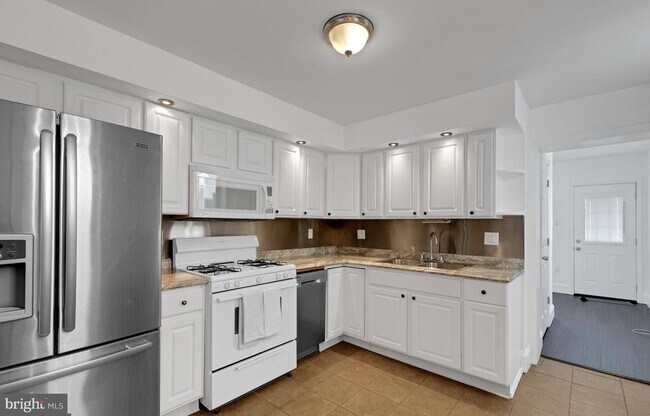 Foto del edificio - 3170 Almond St