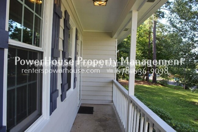 Building Photo - 804 Marthas Dr