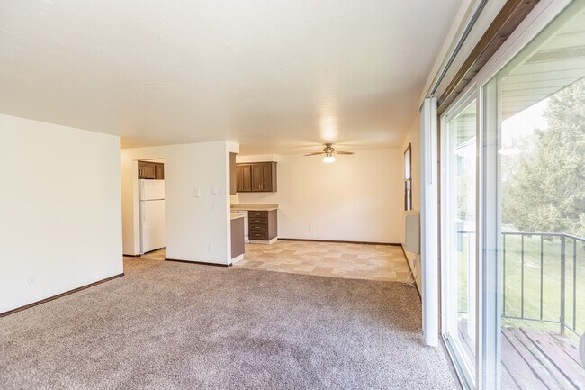 Foto del edificio - Mount Mary Circle Apartments