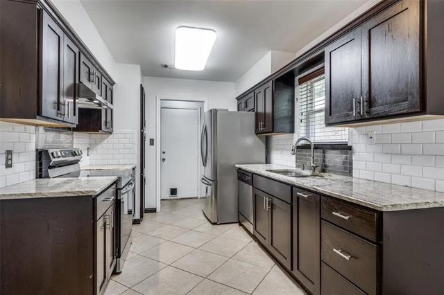 Foto del edificio - 1864 Kings Canyon Cir