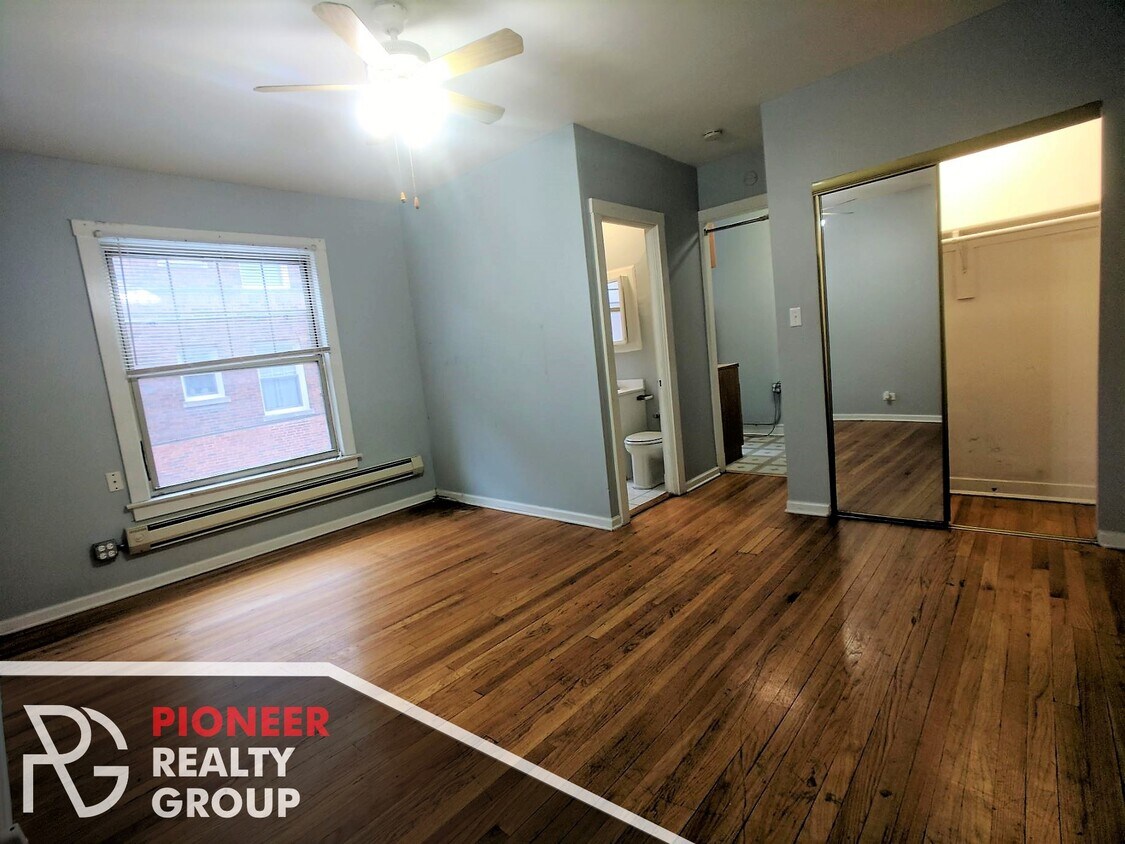 3259 W Wrightwood Ave, Chicago, IL 60647 3259 W Wrightwood Ave