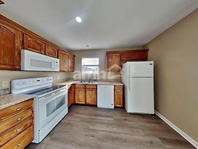 Foto del edificio - 5440 Shamus Dr