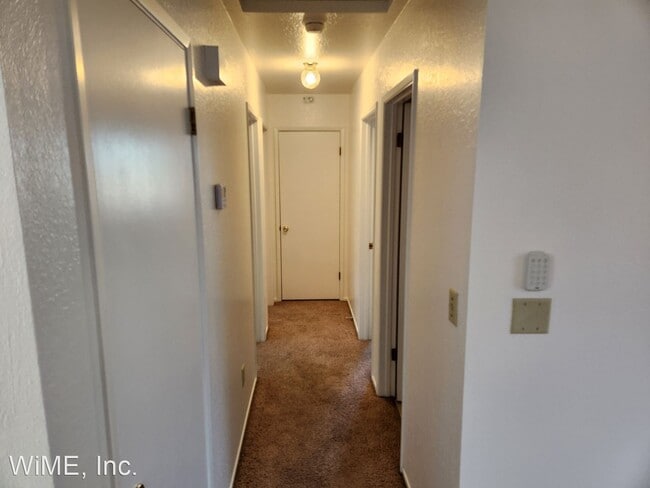 Building Photo - 3 br, 1.5 bath House - 6383 Harvey Road