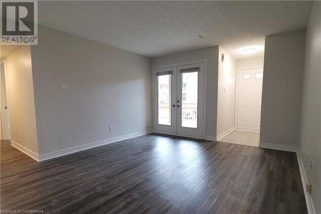 Building Photo - 4140 Foxwood Dr
