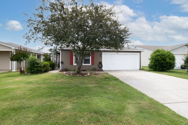 Building Photo - 15375 Tyler Mill Dr