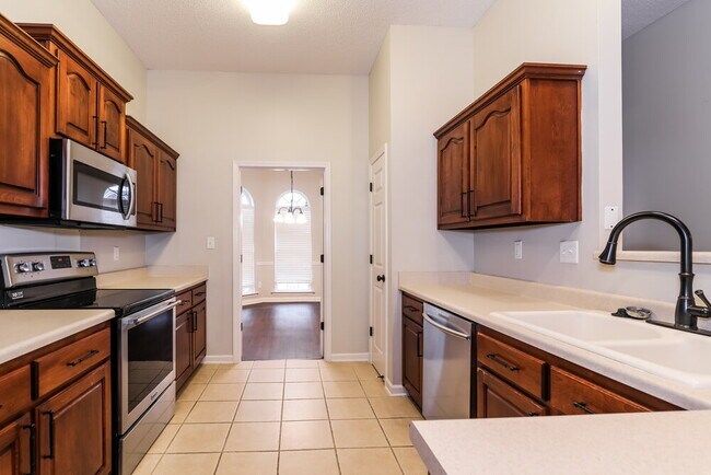 Foto del edificio - 5467 Milton Ridge Dr