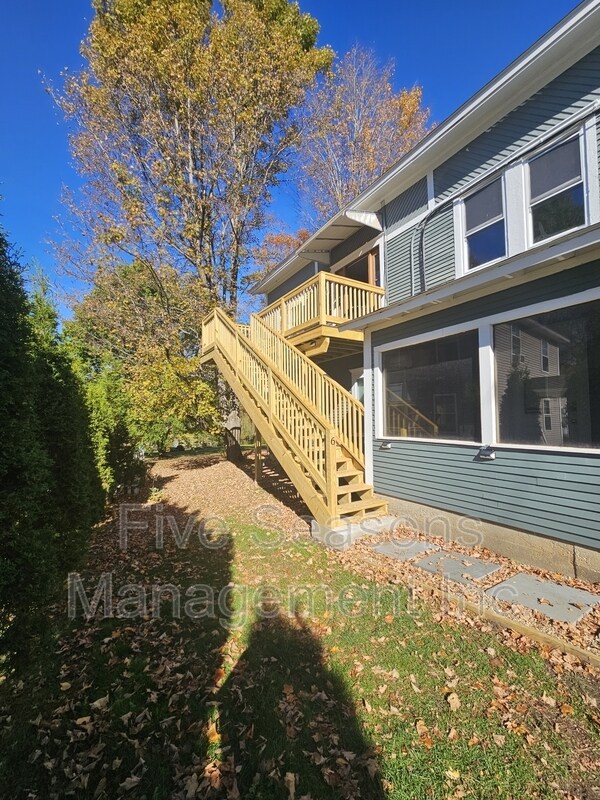 Building Photo - 328 Browns Trce